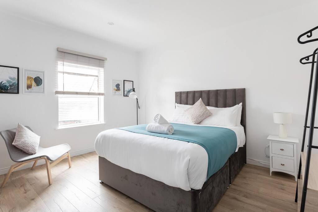 Top Floor, City Centre, Parking Belfast Esterno foto