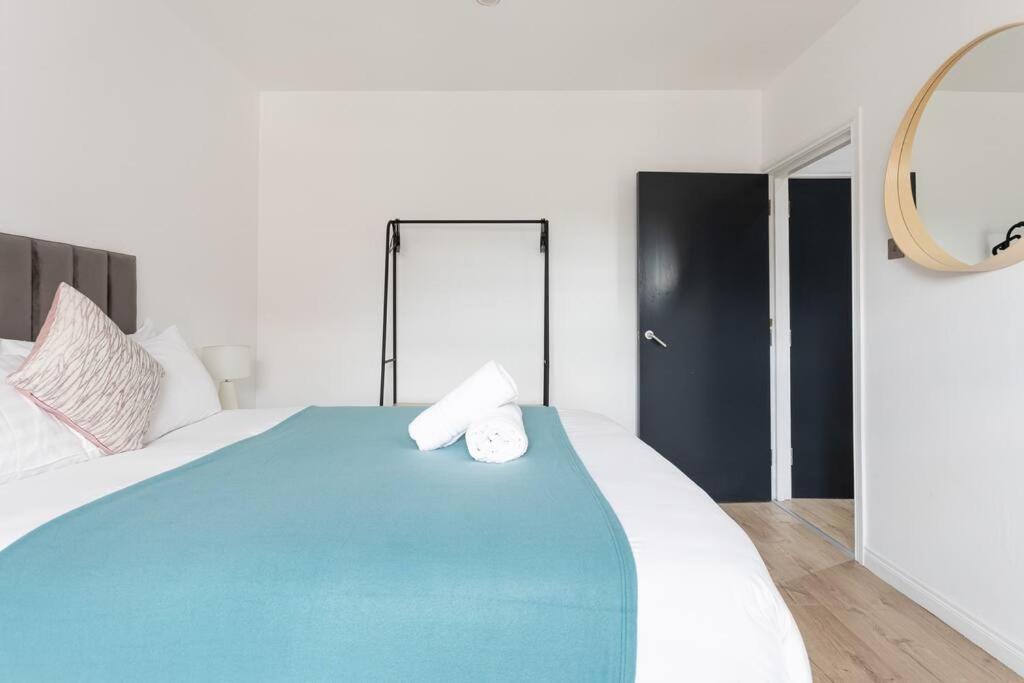 Top Floor, City Centre, Parking Belfast Esterno foto